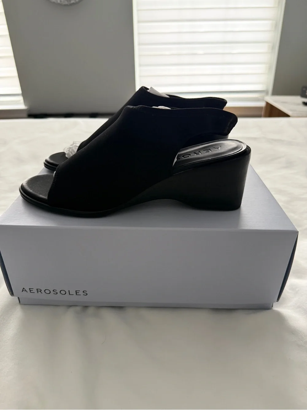 AEROSOLES Black Open-Toe Wedge Sandals Size 10.5 Never worn.
